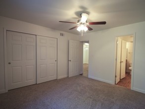 Cypress Ridge Apartments in Pensacola, FL - Building Photo - Interior Photo