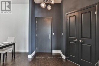 25 Fontenay Ct in Toronto, ON - Building Photo - Building Photo