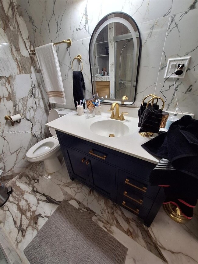2485 NE 135th Terrace in North Miami Beach, FL - Building Photo - Building Photo