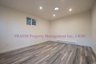10 Red Rock Way in San Rafael, CA - Building Photo - Building Photo