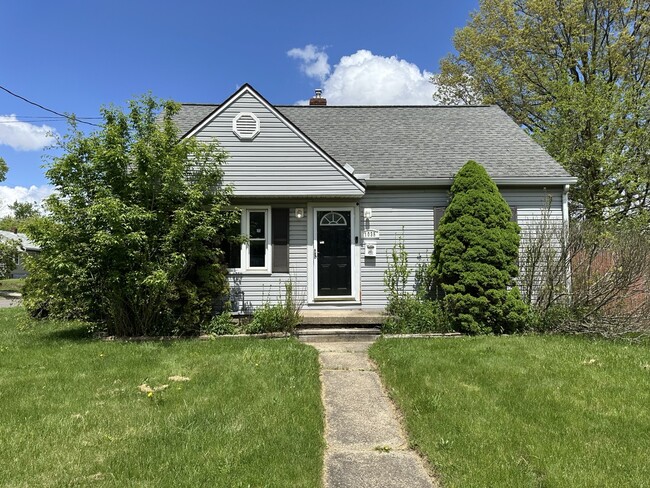 property at 1035 Ray St