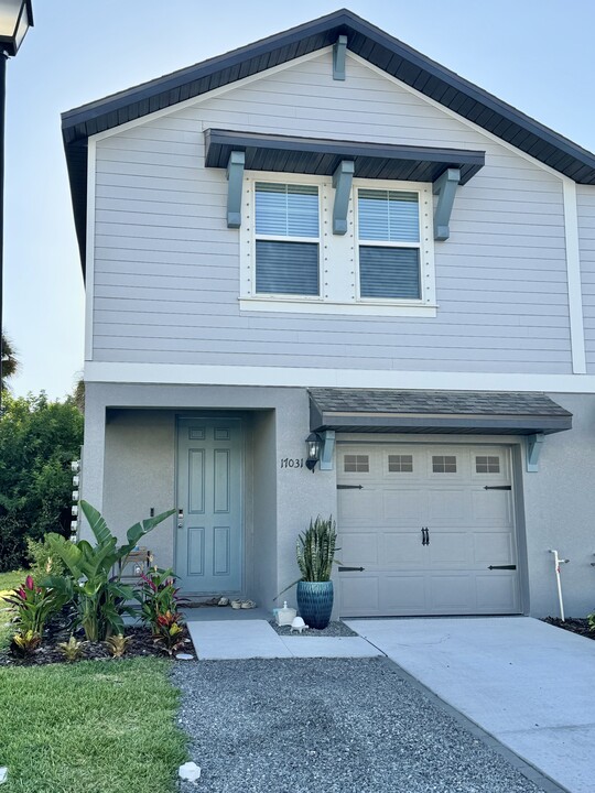 17031 Coral Key Dr in Nokomis, FL - Building Photo