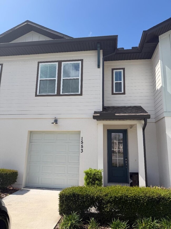 property at 1553 Discovery St