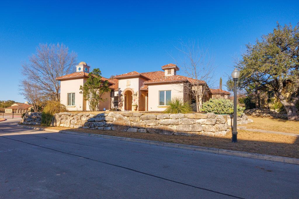 22226 Rivolta Ln in San Antonio, TX - Building Photo