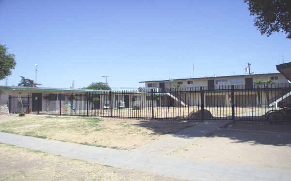 2208 W Princeton Ave in Fresno, CA - Building Photo