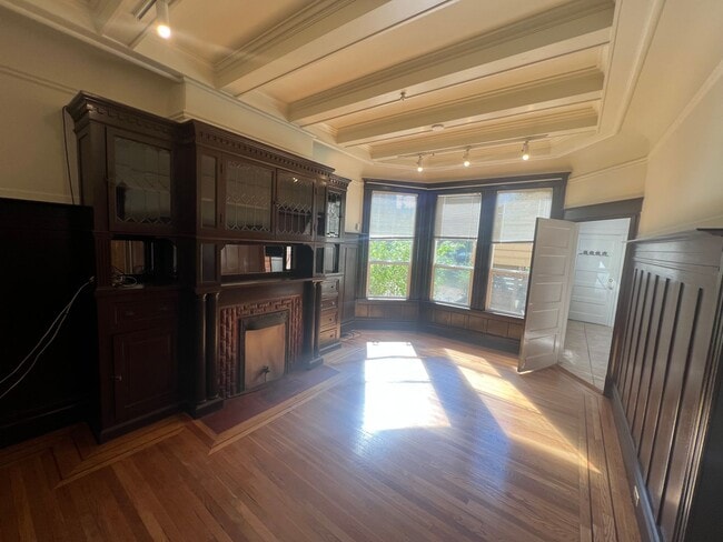 property at 1323 6th Ave