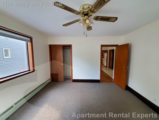 13 Cutter St, Unit #1 in Somerville, MA - Building Photo - Building Photo