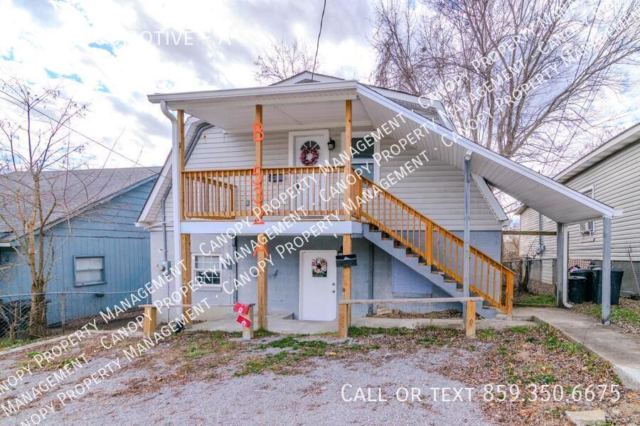 532 Locomotive St in Irvine, KY - Building Photo