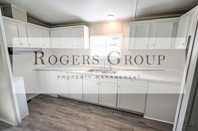 992 Buchanan Rd in Manson, NC - Building Photo - Building Photo