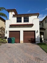 8935 SW 228th Ln in Miami, FL - Building Photo