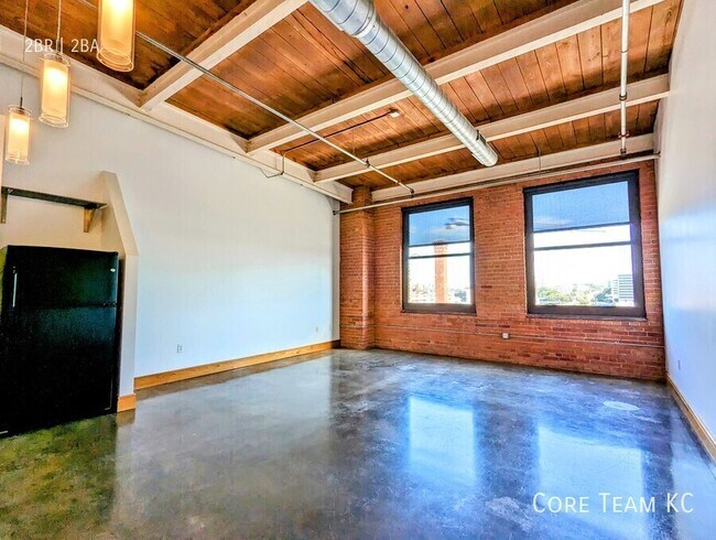 382 W 22nd St in Kansas City, MO - Foto de edificio - Building Photo