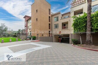 8233 Station Village Ln in San Diego, CA - Building Photo - Building Photo