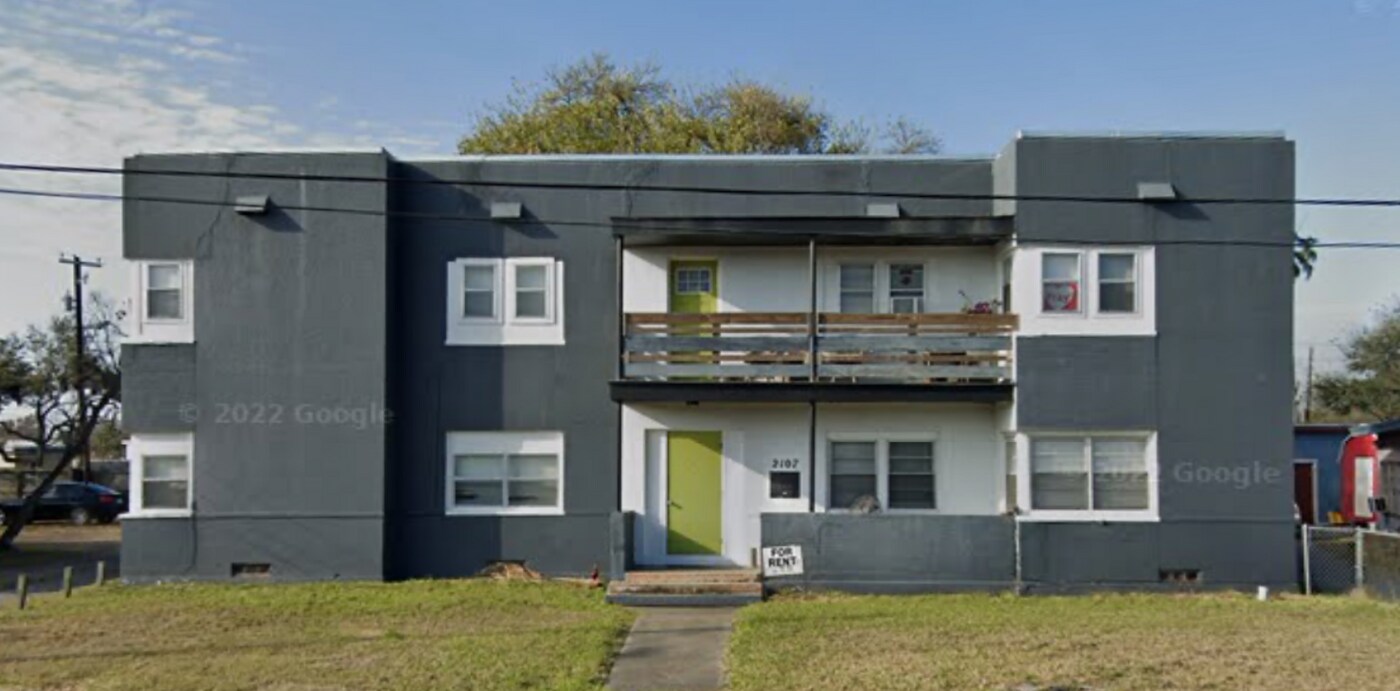2107 16th St, Unit 2 in Corpus Christi, TX - Foto de edificio