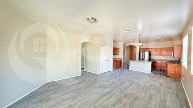 15238 W Jefferson St in Goodyear, AZ - Building Photo - Building Photo