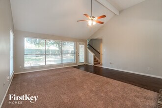 17618 Garnercrest Dr in Houston, TX - Building Photo - Building Photo