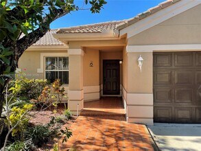 4192 Laurel Ridge Cir, Unit 4192 in Weston, FL - Foto de edificio - Building Photo