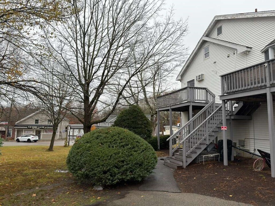 37 Exchange St in Millis, MA - Building Photo