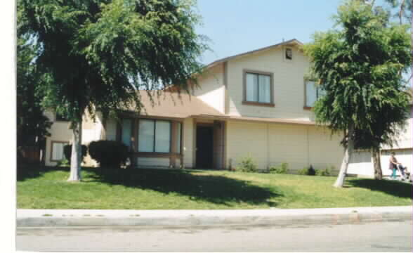 1437 E Elma Ct in Ontario, CA - Building Photo