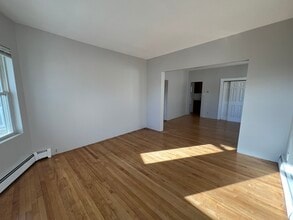 69 Frederick Ave, Unit 69 in Medford, MA - Building Photo - Building Photo