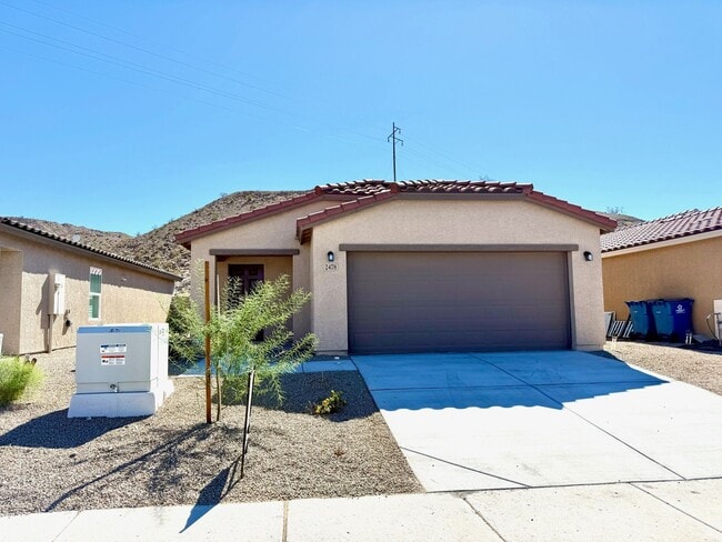 2478 Tapatio Dr in Bullhead City, AZ - Building Photo - Building Photo
