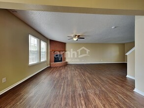 9915 Sapphire Berry Ln in Fishers, IN - Building Photo - Building Photo