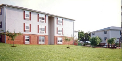 Forest Glen in Strasburg, VA - Building Photo - Building Photo