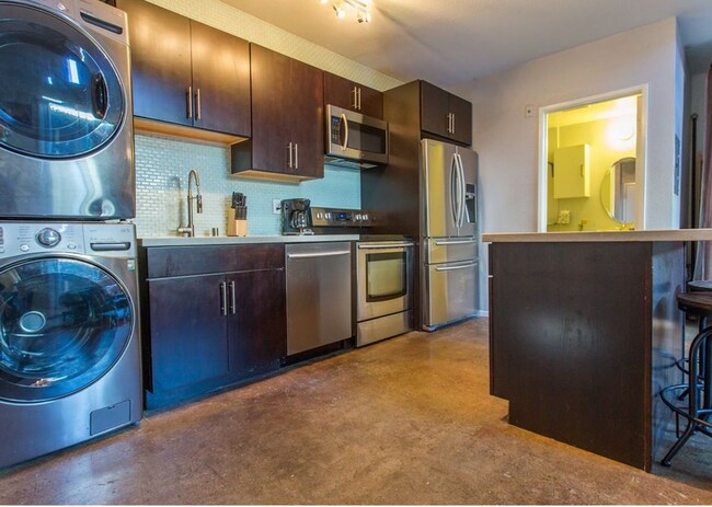 25 McWilliams Pl in Jersey City, NJ - Building Photo - Building Photo
