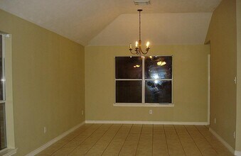 5514 Bear Cave Ln in Katy, TX - Building Photo - Building Photo