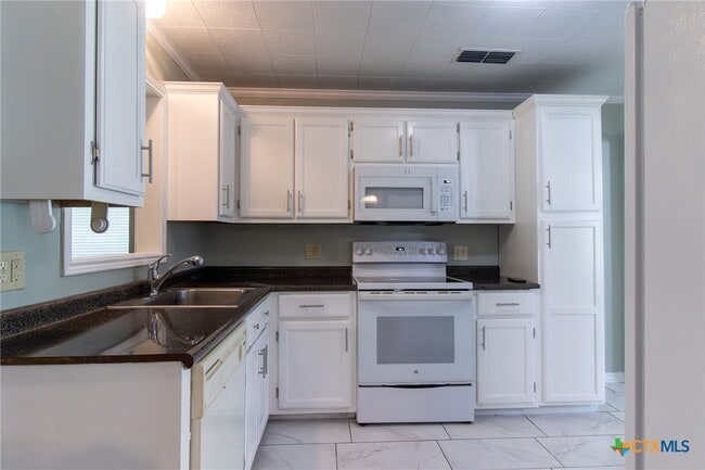 1610 N 22nd St in Killeen, TX - Building Photo - Building Photo