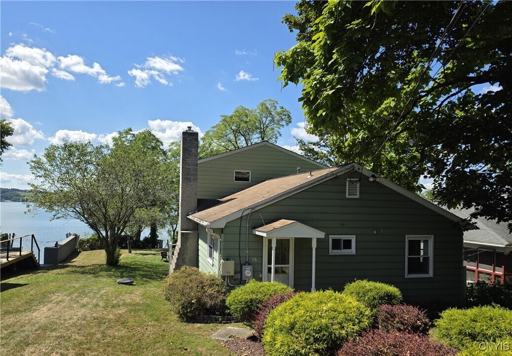 337 Fire Lane 12A in Auburn, NY - Building Photo