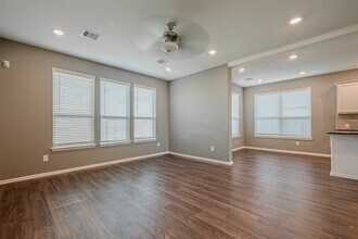 7603 Rainy Valley Ln in Rosenberg, TX - Building Photo - Building Photo
