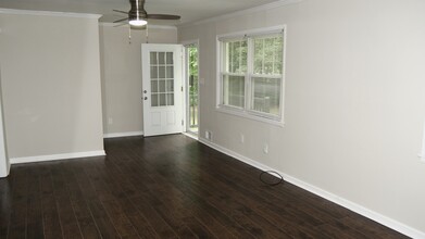 6551 Roberta St in Lithia Springs, GA - Building Photo - Building Photo