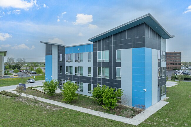 Mustacchi Manor in Matteson, IL - Building Photo - Building Photo