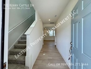 701 Kerry Cattle Dr in Rolesville, NC - Building Photo - Building Photo