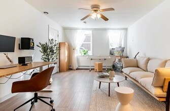 109 Coles St in Jersey City, NJ - Building Photo - Building Photo