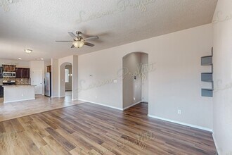 1038 Desert Sunflower Dr NE in Rio Rancho, NM - Building Photo - Building Photo