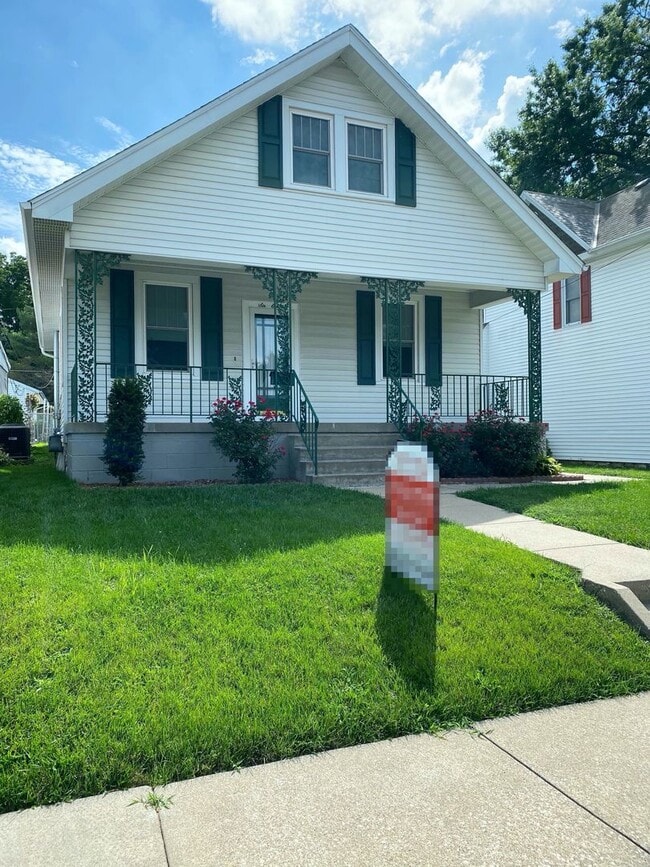 property at 611 S 18th St