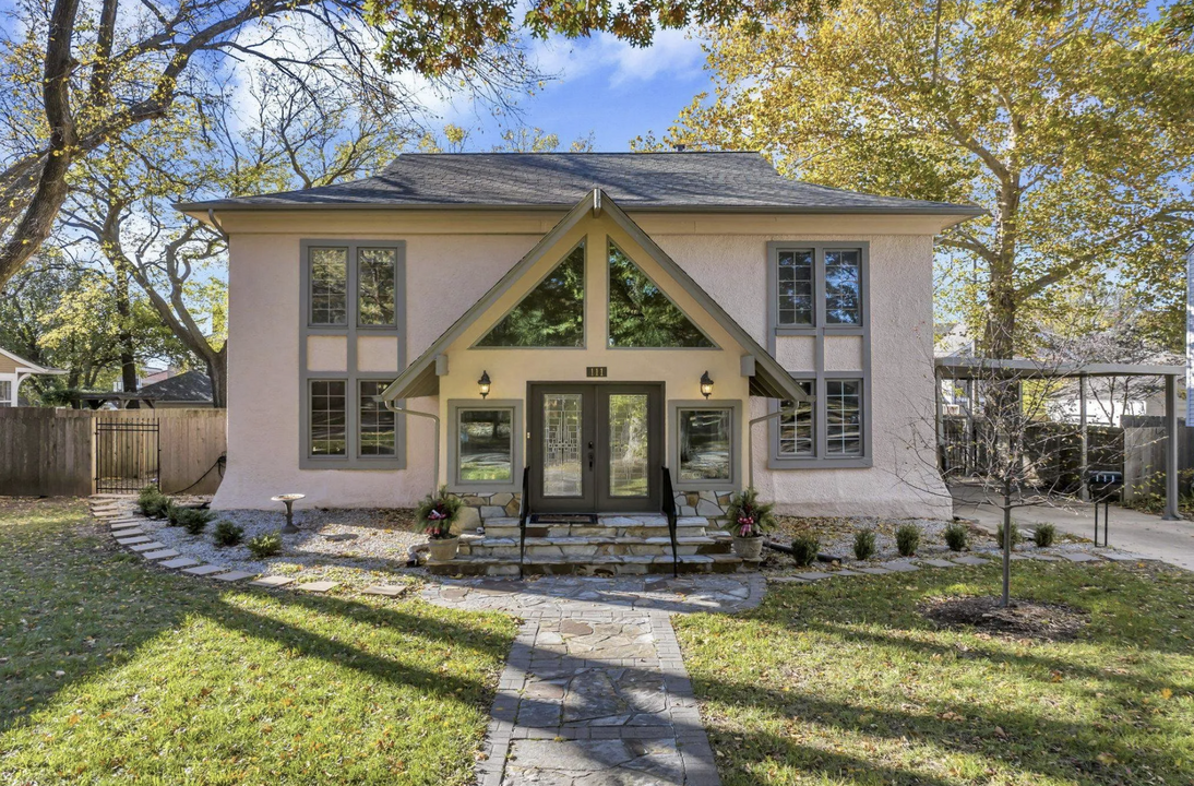 111 N Broadview St in Wichita, KS - Building Photo