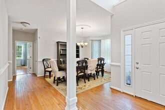 4701 Harlequin Way in Chesapeake, VA - Foto de edificio - Building Photo