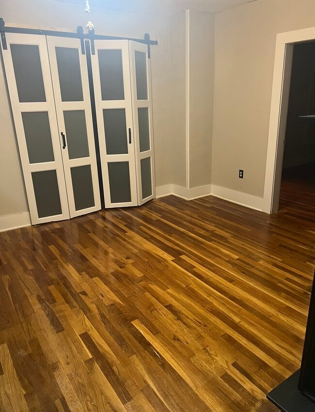 46 N Main St, Unit 2 in Plymouth, CT - Building Photo - Building Photo