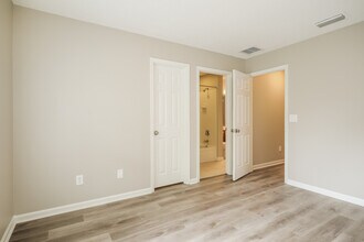 12423 Blackwater Ct in Jacksonville, FL - Building Photo - Building Photo