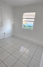 2328 SW 17th St-Unit -3-up in Miami, FL - Building Photo - Building Photo