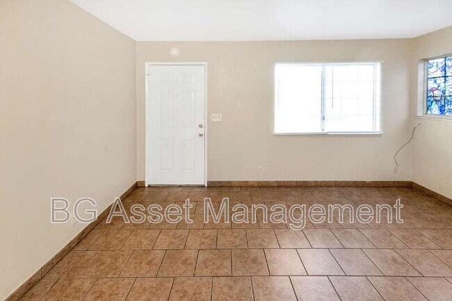 1426 48th Ave in Oakland, CA - Building Photo - Building Photo