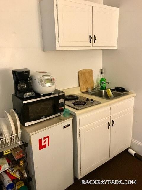 854 Beacon St, Unit 5 in Boston, MA - Foto de edificio - Building Photo