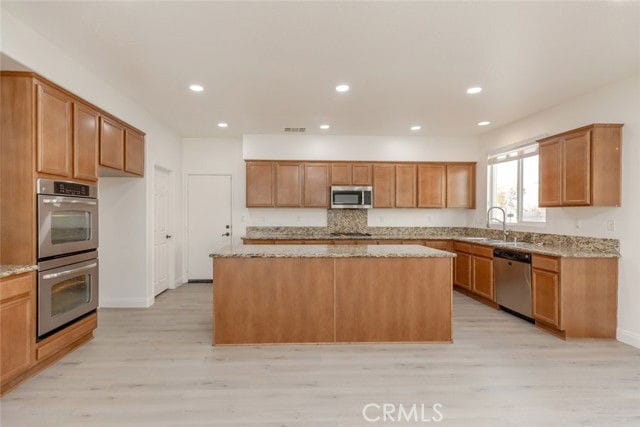 38938 Malva Rosa Dr in Palmdale, CA - Building Photo - Building Photo