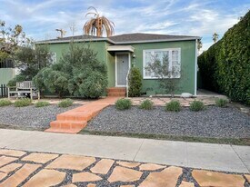 604 Boccaccio Ave in Venice, CA - Building Photo