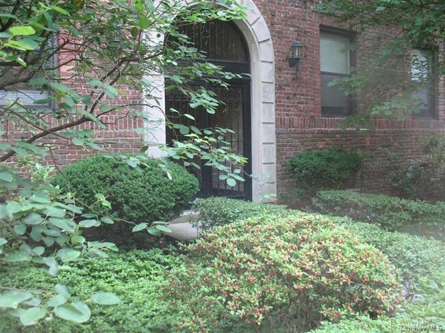 property at 64 Sagamore Rd