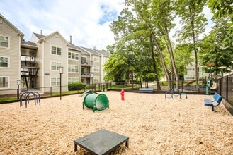 The Knoll at Fair Oaks in Fairfax, VA - Foto de edificio - Building Photo