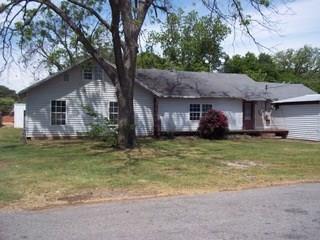 515 Harwell St in Burkburnett, TX - Foto de edificio