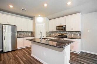 364 Mohan Dr in Royse City, TX - Building Photo - Building Photo